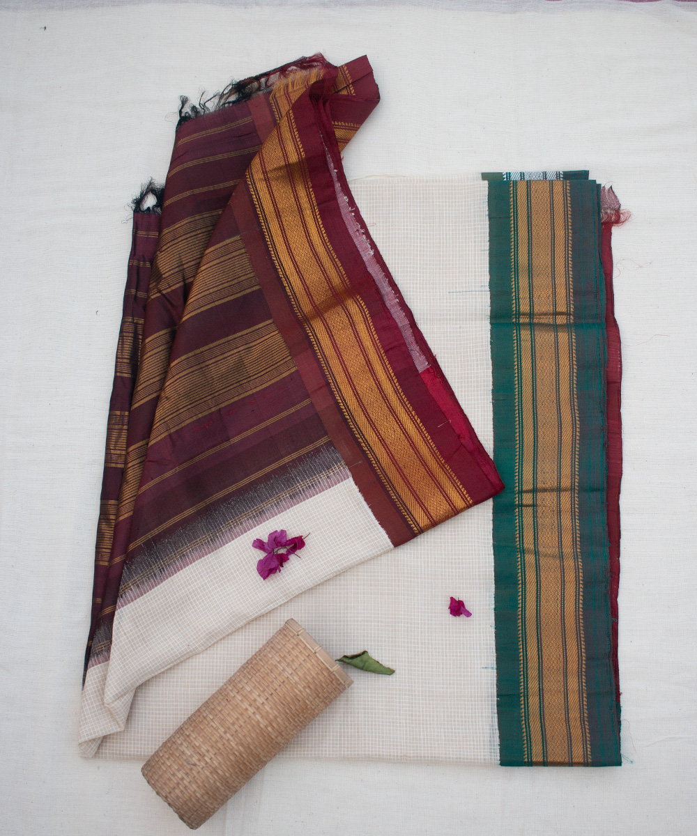 Bottle Green Kanjeevaram Silk Saree With Ganga Jamuna Border